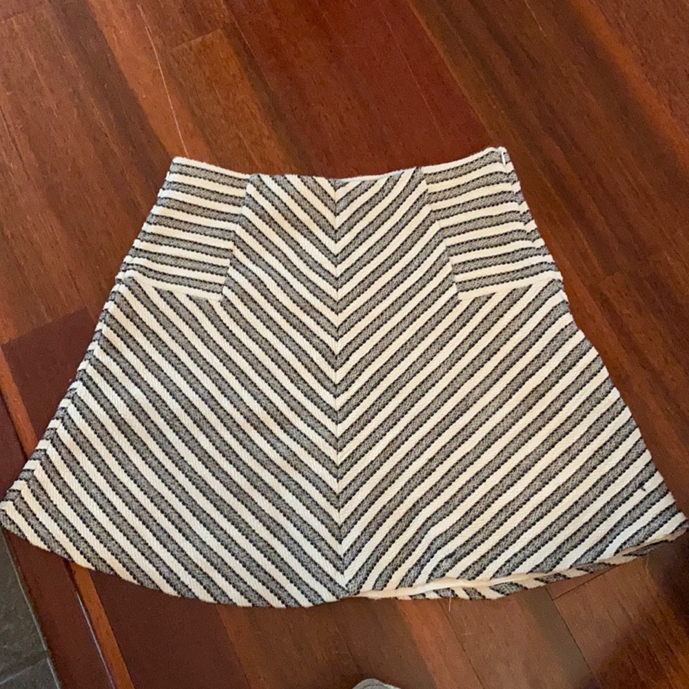 B&W Ann Taylor LOFT woven skirt size SP(sm/petite)